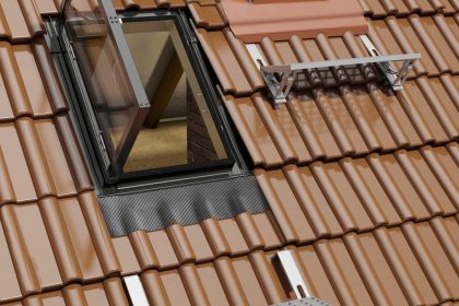 wyłaz dachowy drewniany WVD